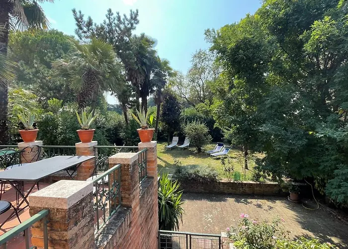 Ai Giardini Di San Vitale